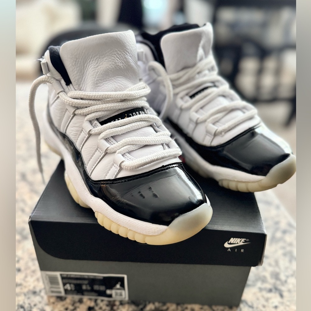 JORDAN 11 RETRO GS 'GRATITUDE / DEFINING MOMENTS' YOUTH 4.5